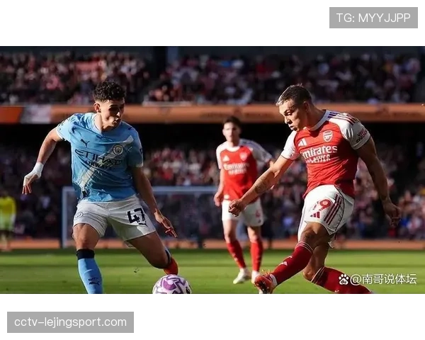 从领先到被绝平：阿森纳客场2-2狼队，补时阶段门将失误葬送好局